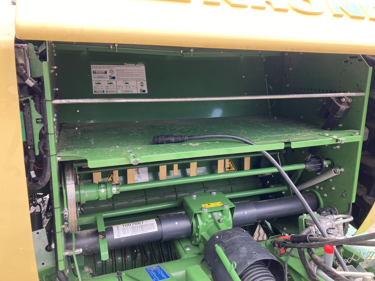 ציוד חציר ומספוא Krone Rundballenpresse: תמונה 7 ציוד חציר ומספוא Krone Rundballenpresse: תמונה 7