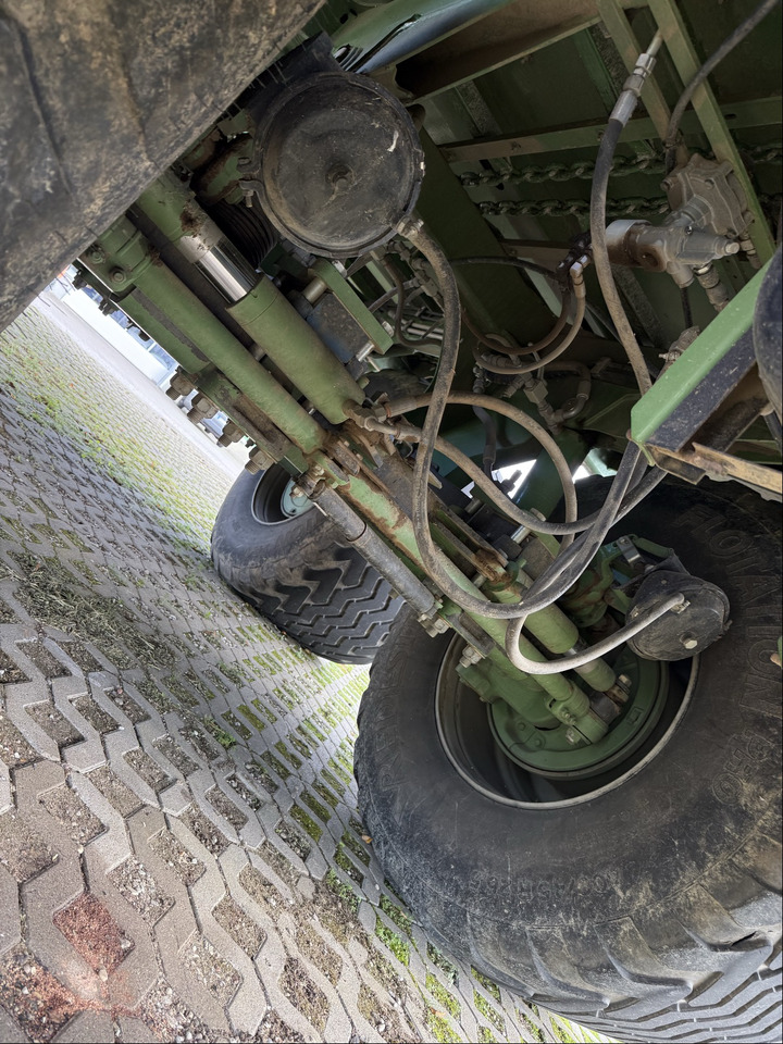 Krone TX 460 - קרון נגרר חקלאי: תמונה 4 Krone TX 460 - קרון נגרר חקלאי: תמונה 4