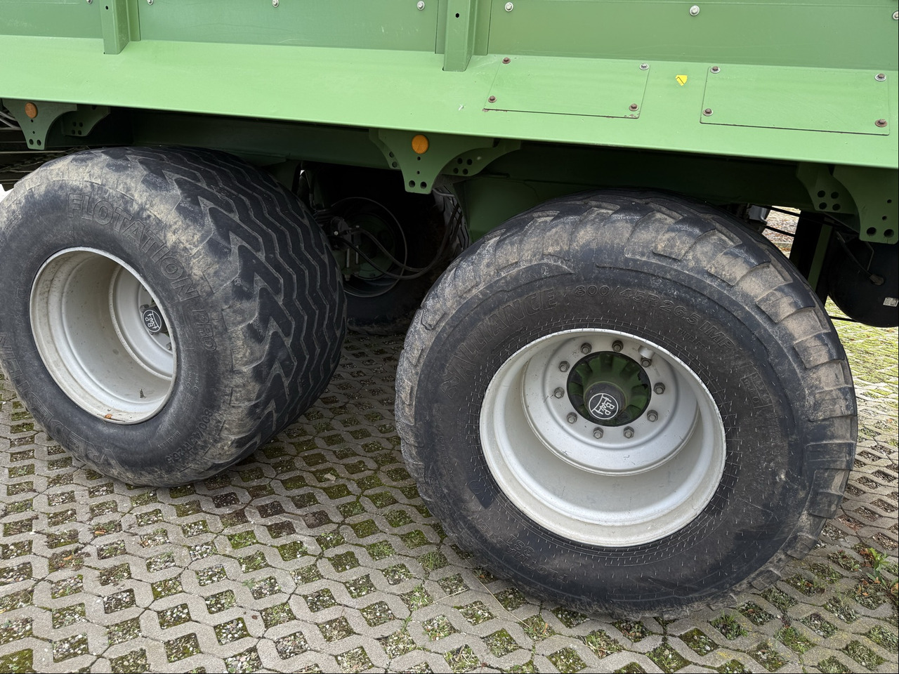 Krone TX 460 - קרון נגרר חקלאי: תמונה 3 Krone TX 460 - קרון נגרר חקלאי: תמונה 3