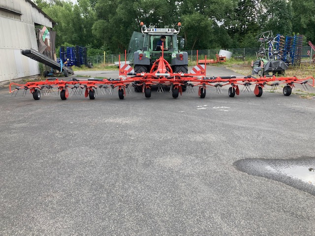 Kuhn GF 10803 Heuwender - גורף/ מגרפה: תמונה 1 Kuhn GF 10803 Heuwender - גורף/ מגרפה: תמונה 1
