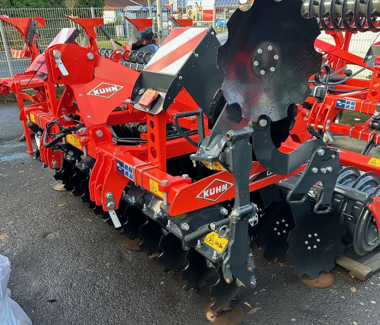 Kuhn OPTIMER L300 - משדדה: תמונה 1 Kuhn OPTIMER L300 - משדדה: תמונה 1