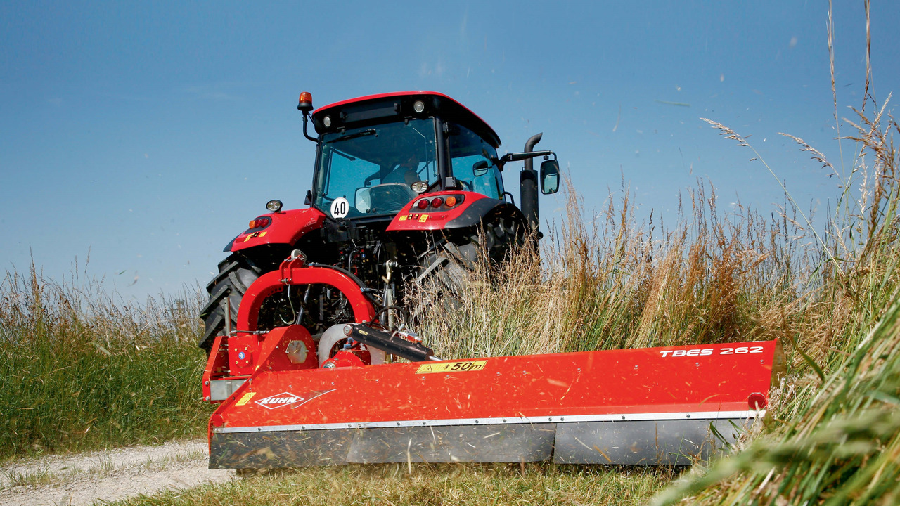 Kuhn TBES 262 - schwere Hammerschlé - מכסחת תבואה: תמונה 1 Kuhn TBES 262 - schwere Hammerschlé - מכסחת תבואה: תמונה 1
