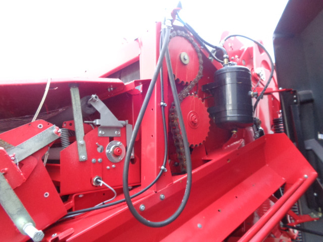 Lely RP 445 - ציוד חציר ומספוא: תמונה 4 Lely RP 445 - ציוד חציר ומספוא: תמונה 4