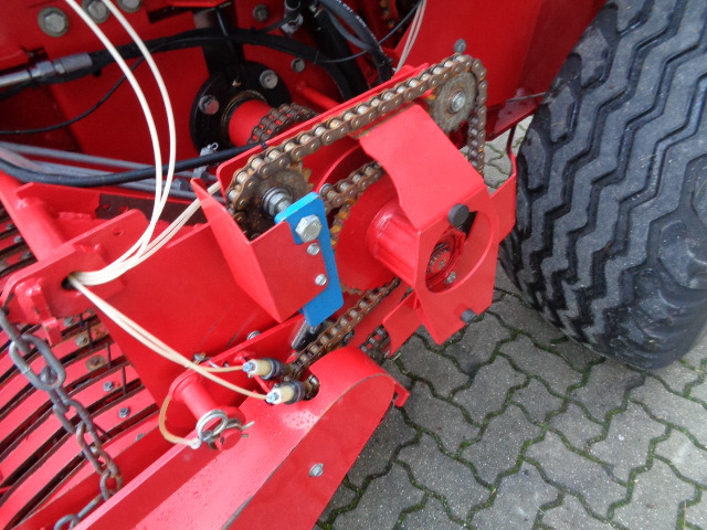 Lely RP 445 - ציוד חציר ומספוא: תמונה 5 Lely RP 445 - ציוד חציר ומספוא: תמונה 5