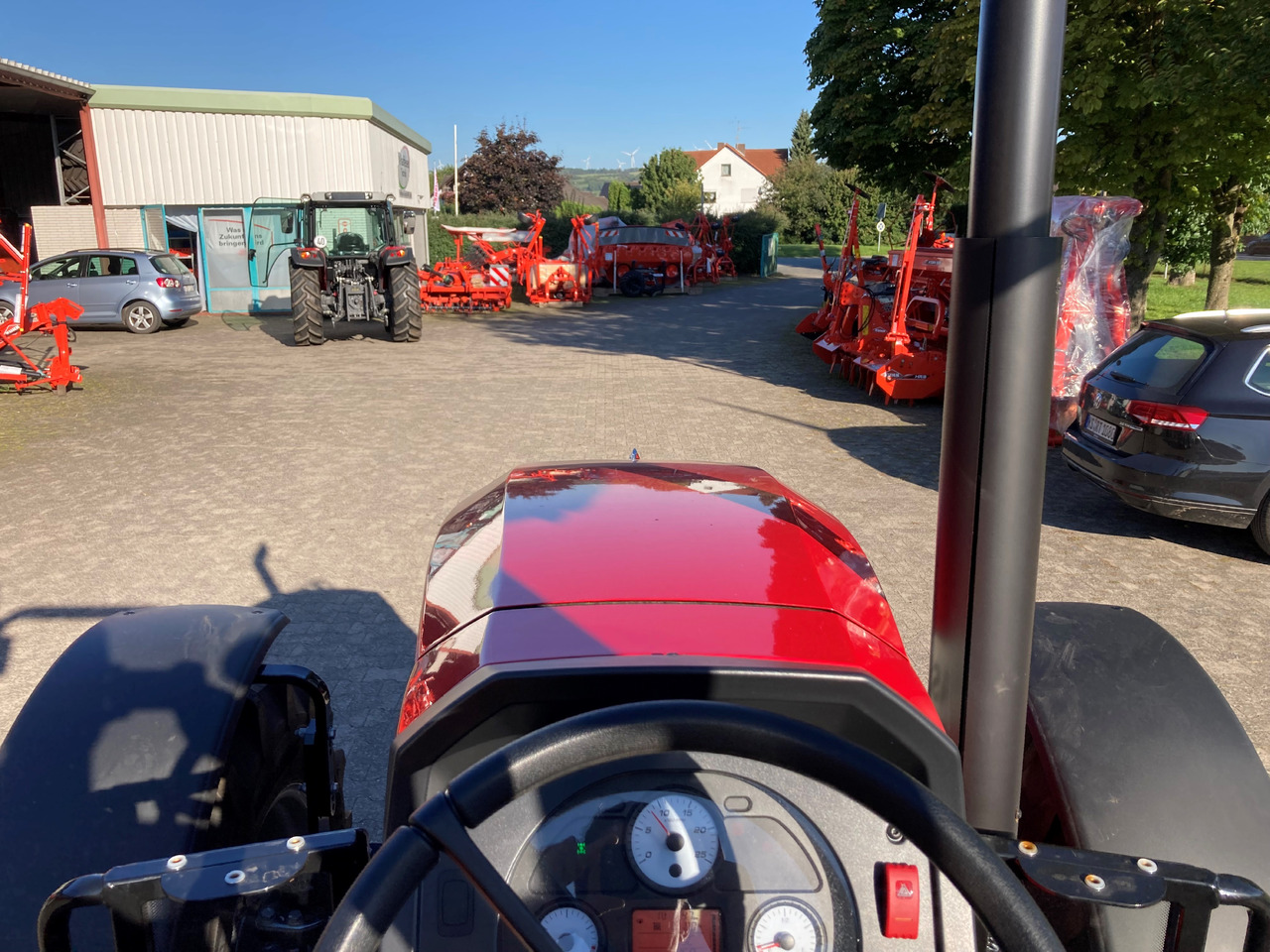 Massey Ferguson 4708 M Plattform Essential - טרקטור חקלאי: תמונה 4 Massey Ferguson 4708 M Plattform Essential - טרקטור חקלאי: תמונה 4