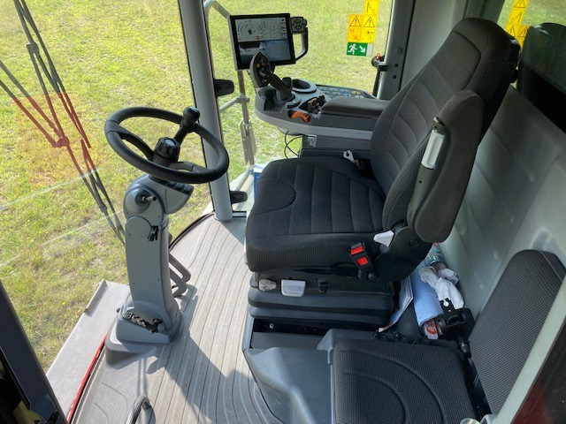 Massey Ferguson 7370 Beta - מקצרת קומבינה: תמונה 4 Massey Ferguson 7370 Beta - מקצרת קומבינה: תמונה 4