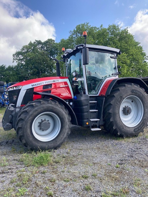 Massey Ferguson 8S.245 Dyna E-Power Excl - טרקטור חקלאי: תמונה 1 Massey Ferguson 8S.245 Dyna E-Power Excl - טרקטור חקלאי: תמונה 1