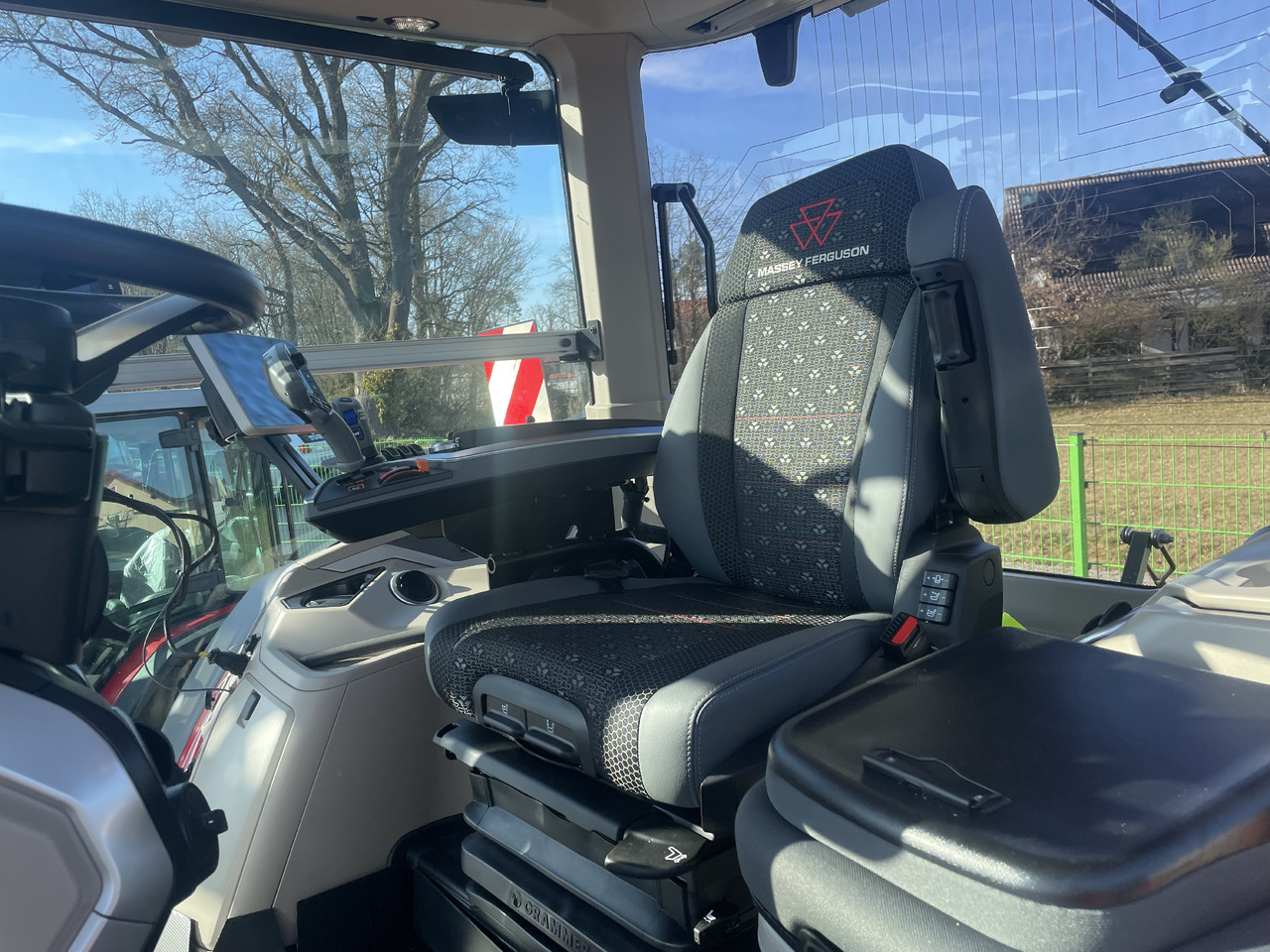Massey Ferguson 8S.265 Dyna-VT EXCLUSIVE - טרקטור חקלאי: תמונה 5 Massey Ferguson 8S.265 Dyna-VT EXCLUSIVE - טרקטור חקלאי: תמונה 5