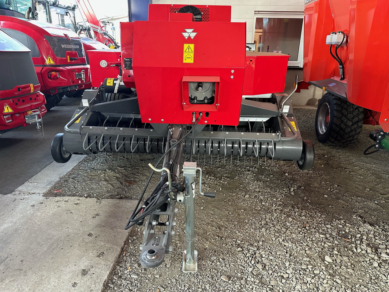 Massey Ferguson Hochdruckpresse 1840 - עוטף צרור: תמונה 3 Massey Ferguson Hochdruckpresse 1840 - עוטף צרור: תמונה 3
