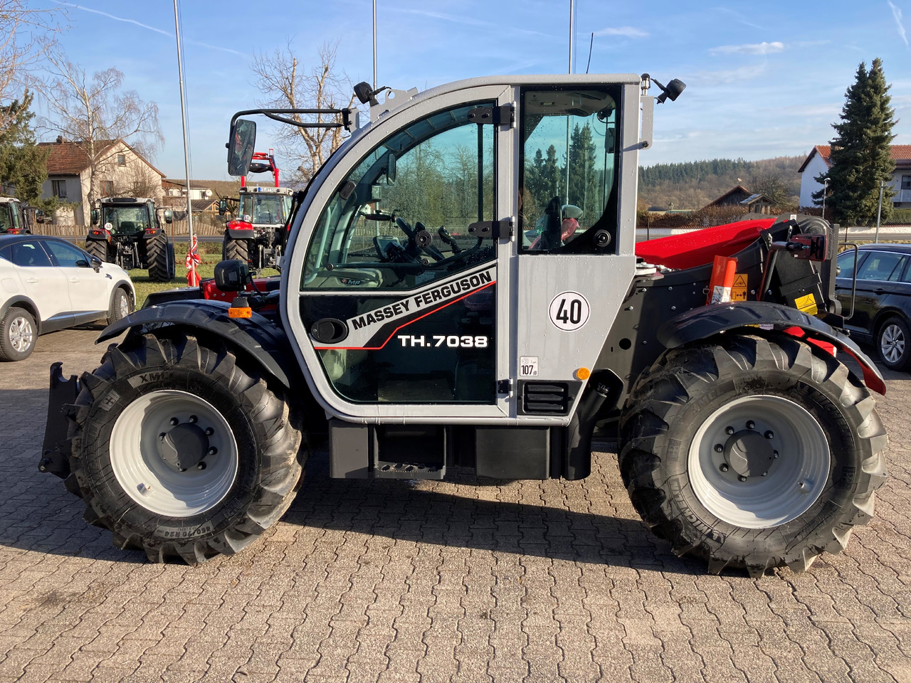 Massey Ferguson TH.7038 Standard Stage 5 Exclu - מפעיל טלסקופי: תמונה 1 Massey Ferguson TH.7038 Standard Stage 5 Exclu - מפעיל טלסקופי: תמונה 1