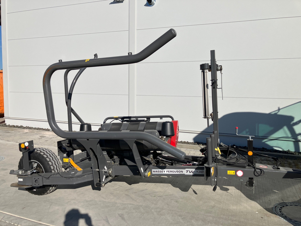 Massey Ferguson TW 130 - ציוד חציר ומספוא: תמונה 3 Massey Ferguson TW 130 - ציוד חציר ומספוא: תמונה 3