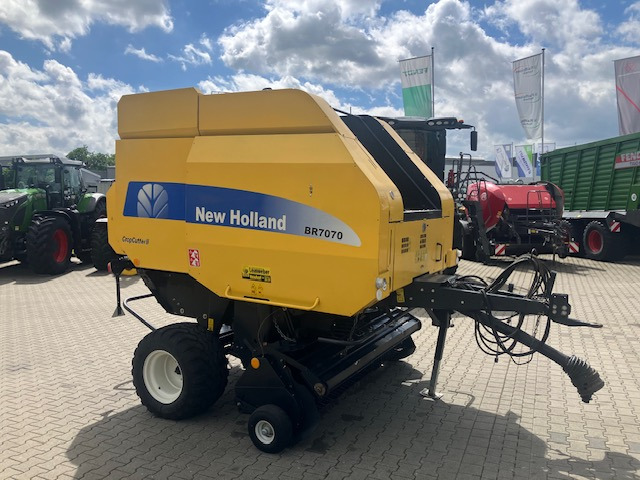 New Holland BR 7070 Crop Cutter II - ציוד חציר ומספוא: תמונה 4 New Holland BR 7070 Crop Cutter II - ציוד חציר ומספוא: תמונה 4
