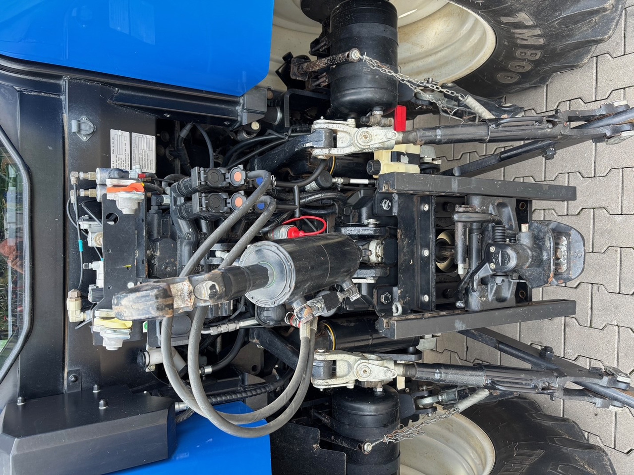 New Holland T6.140 Auto Command - טרקטור חקלאי: תמונה 5 New Holland T6.140 Auto Command - טרקטור חקלאי: תמונה 5