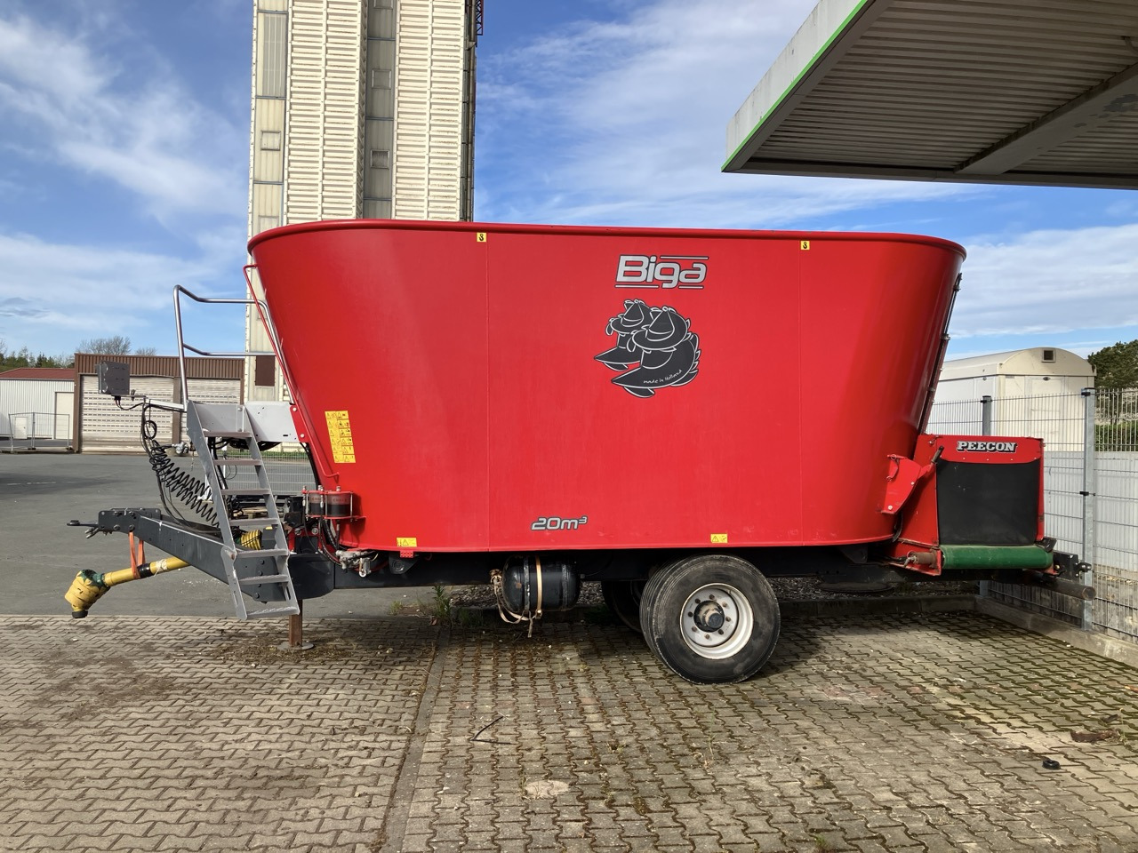 Peecon Biga 20-215 Twin Plus - עגלת מערבל מספוא: תמונה 1 Peecon Biga 20-215 Twin Plus - עגלת מערבל מספוא: תמונה 1