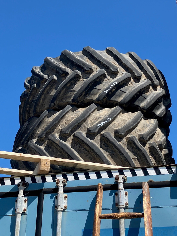 Trelleborg 750/70R44 650/60R38 - גלגלים וצמיגים: תמונה 3 Trelleborg 750/70R44 650/60R38 - גלגלים וצמיגים: תמונה 3
