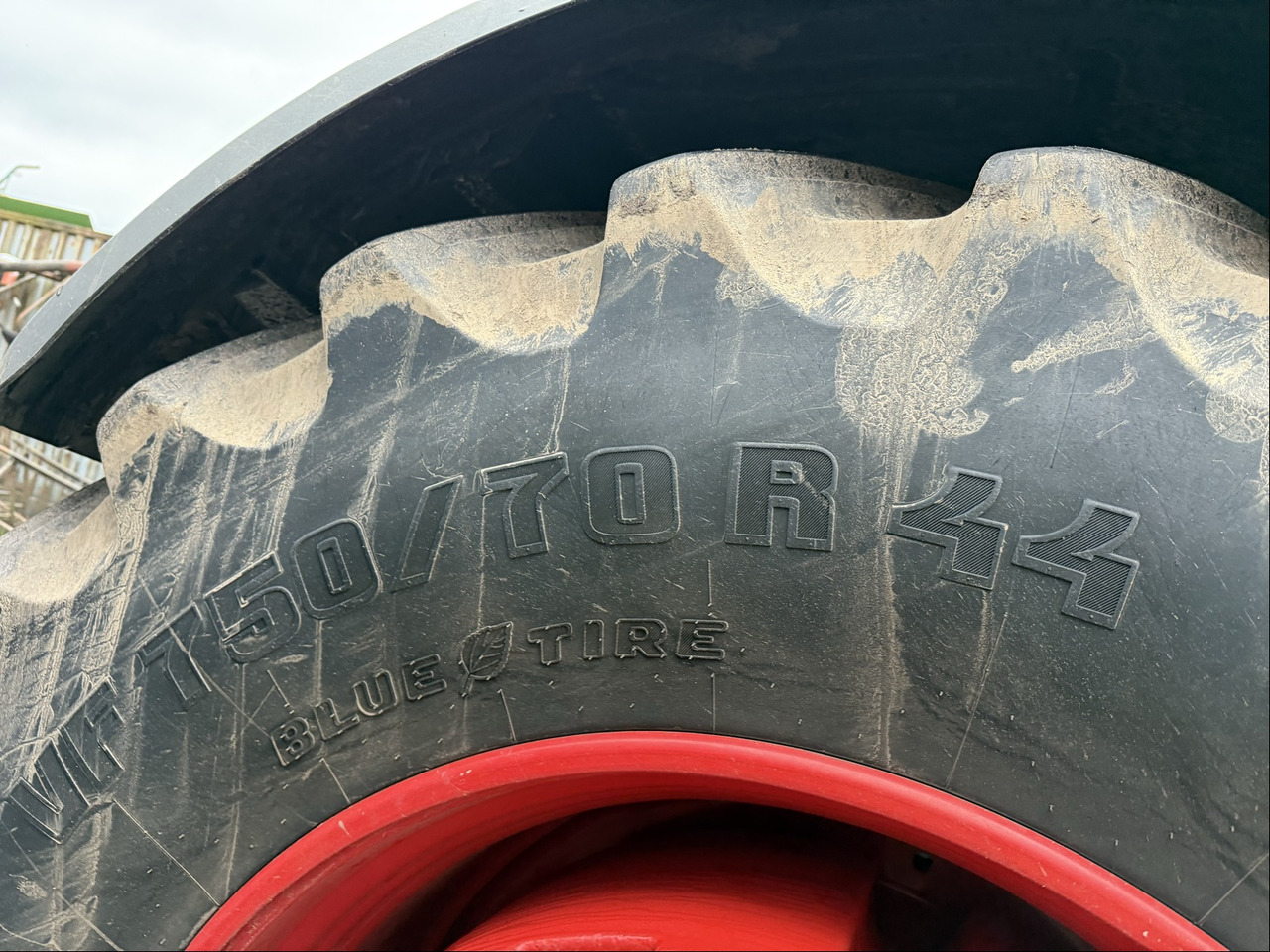 Trelleborg VF650/60 R38 VF750/70 R44 TM1060 - גלגלים וצמיגים: תמונה 2 Trelleborg VF650/60 R38 VF750/70 R44 TM1060 - גלגלים וצמיגים: תמונה 2