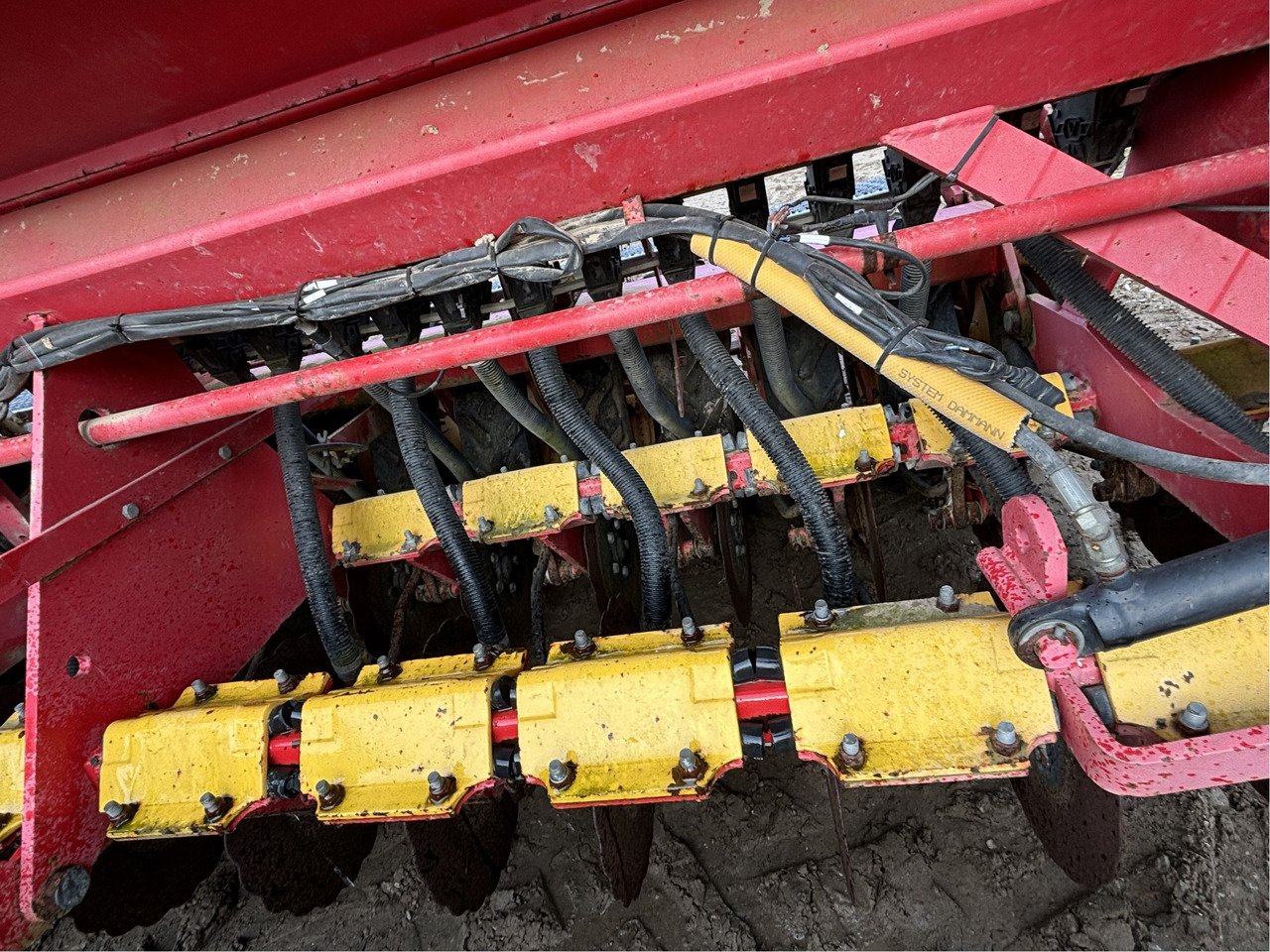 Väderstad Rapid RD 400 S - מקדחת זרעים: תמונה 5 Väderstad Rapid RD 400 S - מקדחת זרעים: תמונה 5