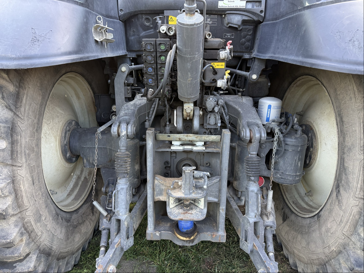 Valtra T 254 Versu - טרקטור חקלאי: תמונה 2 Valtra T 254 Versu - טרקטור חקלאי: תמונה 2