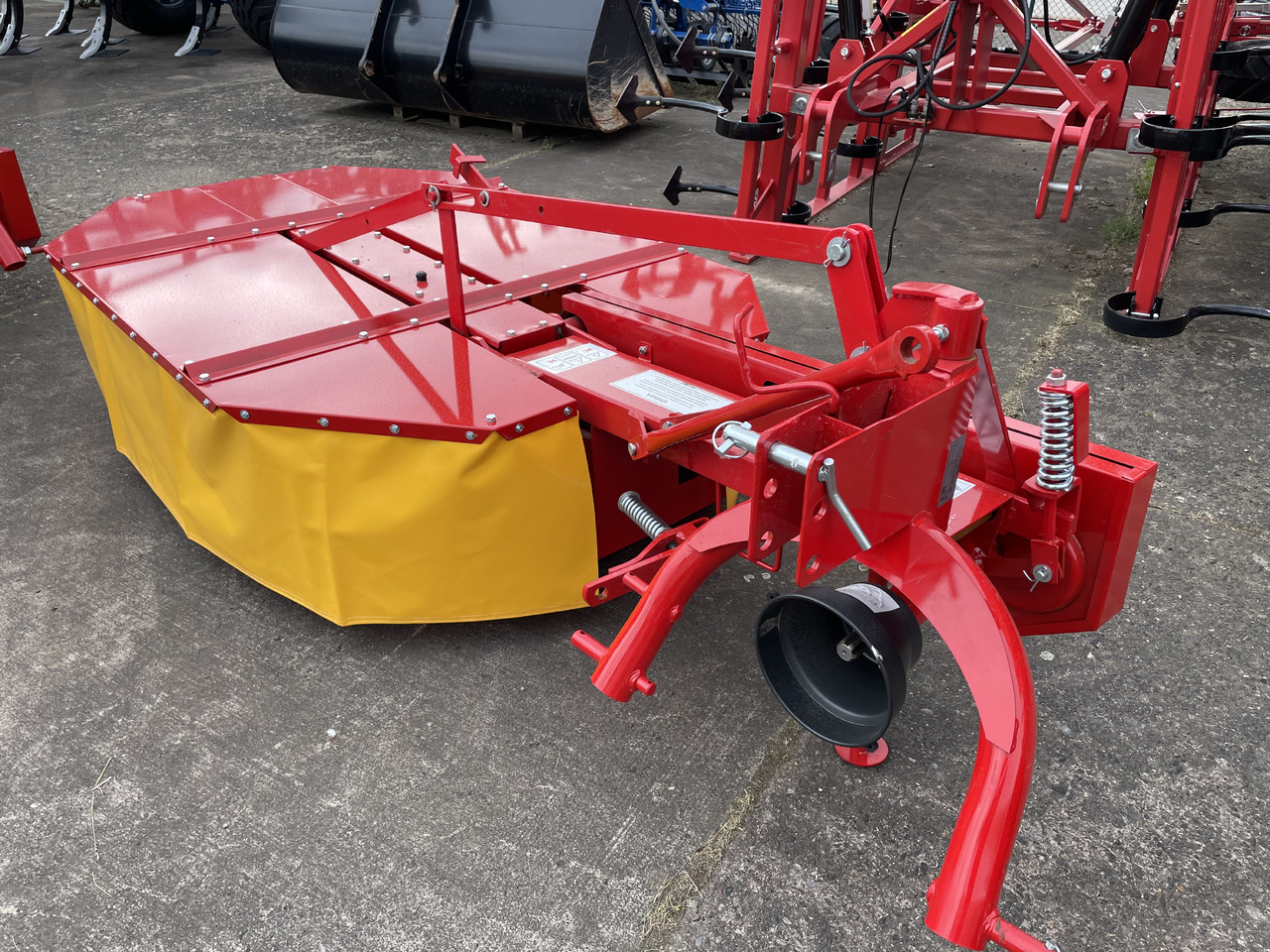 Wirax Z-069 1-1,35m - מכסחה: תמונה 1 Wirax Z-069 1-1,35m - מכסחה: תמונה 1