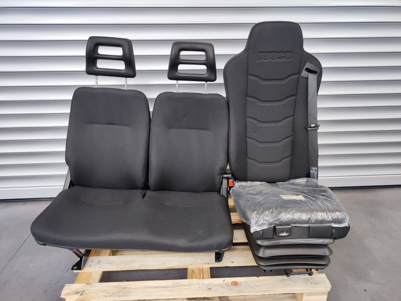 Iveco Complete 3 - מושב עבור משאית: תמונה 1 Iveco Complete 3 - מושב עבור משאית: תמונה 1