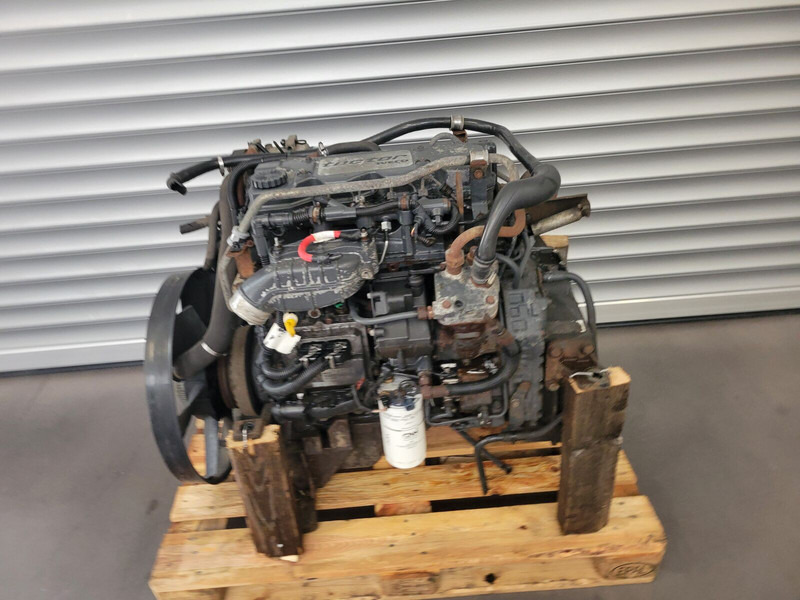 Iveco EUROCARGO F4AE0481 TECTOR 4 EURO 3 - מנוע עבור משאית: תמונה 2 Iveco EUROCARGO F4AE0481 TECTOR 4 EURO 3 - מנוע עבור משאית: תמונה 2