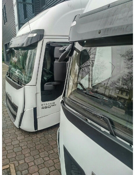 Iveco Stralis HI-WAY Euro 6 - תא ופנים הרכב עבור משאית: תמונה 2 Iveco Stralis HI-WAY Euro 6 - תא ופנים הרכב עבור משאית: תמונה 2