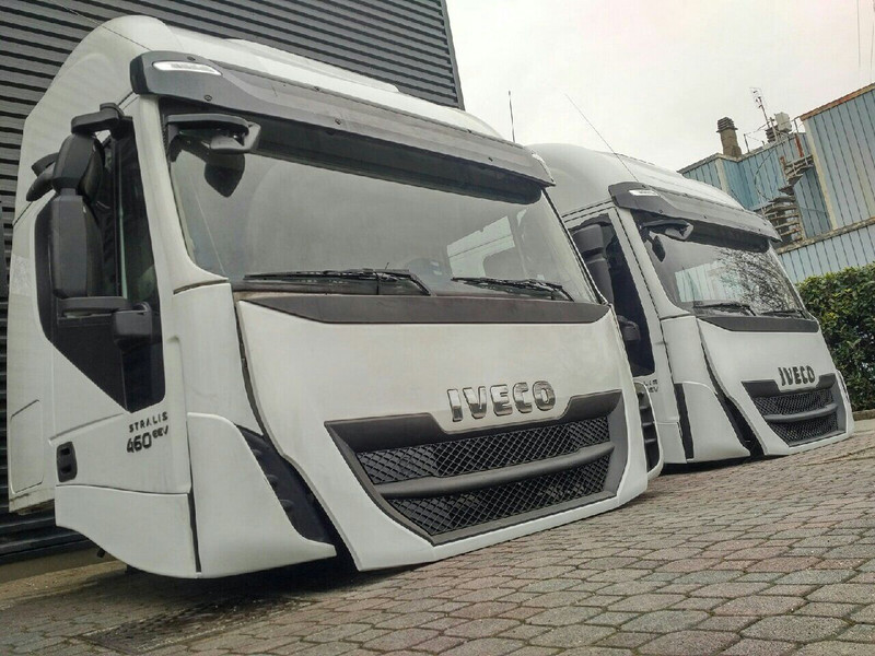 Iveco Stralis HI-WAY Euro 6 - תא ופנים הרכב עבור משאית: תמונה 3 Iveco Stralis HI-WAY Euro 6 - תא ופנים הרכב עבור משאית: תמונה 3