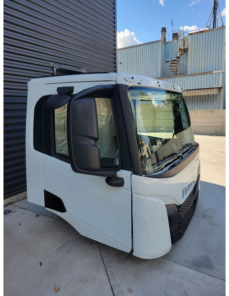 Iveco X-Way T-Way S-Way - תא ופנים הרכב עבור משאית: תמונה 2 Iveco X-Way T-Way S-Way - תא ופנים הרכב עבור משאית: תמונה 2