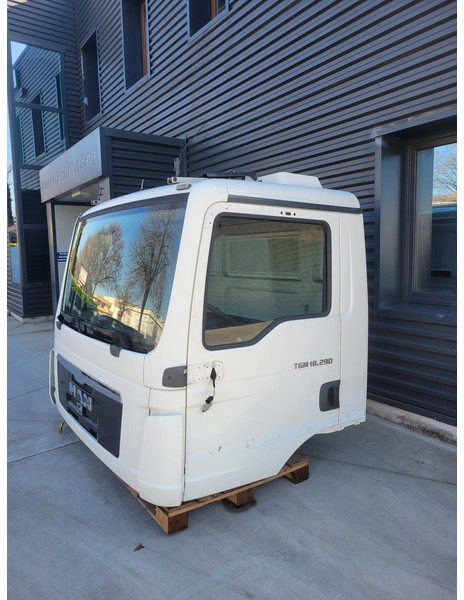MAN TGM - Day cab - תא ופנים הרכב עבור משאית: תמונה 1 MAN TGM - Day cab - תא ופנים הרכב עבור משאית: תמונה 1