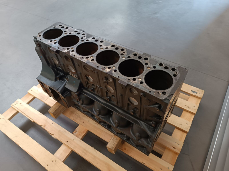 MAN TGM, TGL - בית ארכובה עבור משאית: תמונה 5 MAN TGM, TGL - בית ארכובה עבור משאית: תמונה 5