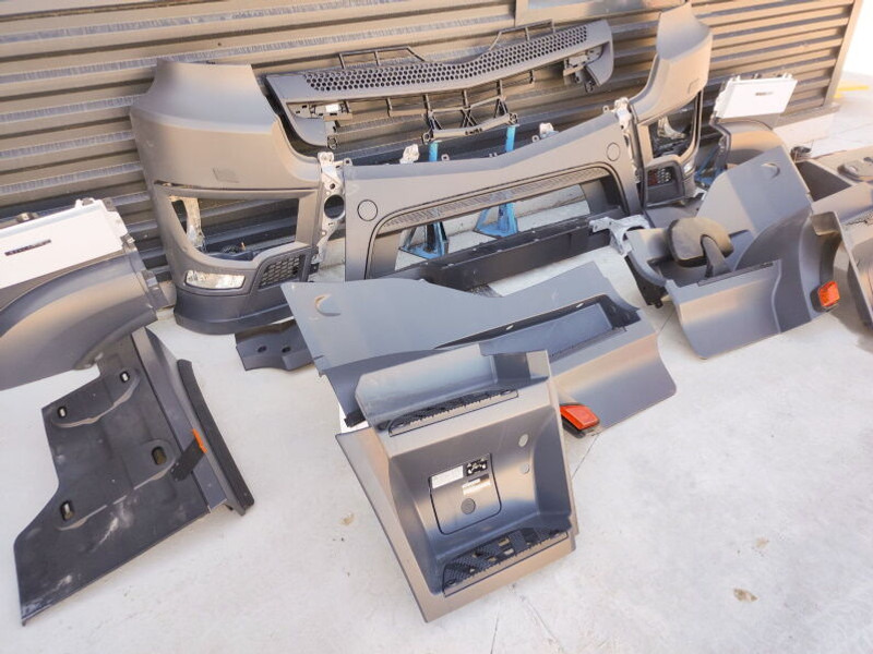 Mercedes-Benz ACTROS AROCS ANTOS MP4 EURO 5 EURO 6 - פגוש עבור משאית: תמונה 1 Mercedes-Benz ACTROS AROCS ANTOS MP4 EURO 5 EURO 6 - פגוש עבור משאית: תמונה 1