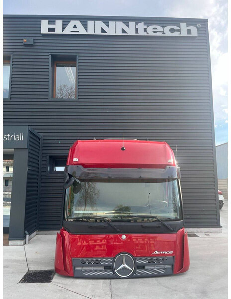Mercedes-Benz ACTROS MP4 GIGA SPACE - תא ופנים הרכב עבור משאית: תמונה 1 Mercedes-Benz ACTROS MP4 GIGA SPACE - תא ופנים הרכב עבור משאית: תמונה 1