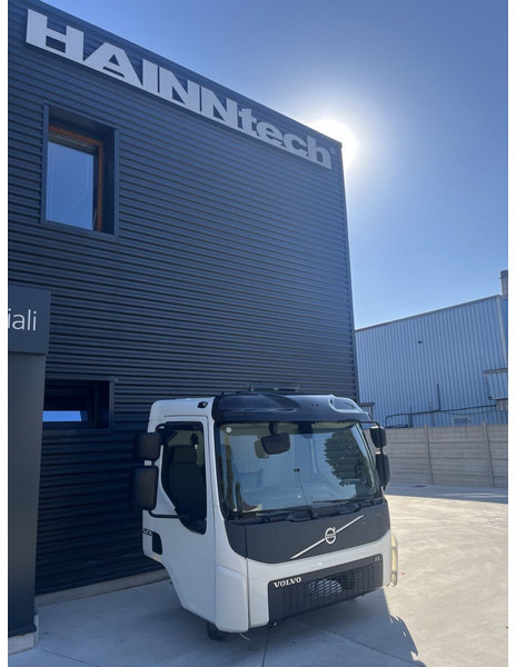 Volvo Day Cab - תא ופנים הרכב עבור משאית: תמונה 5 Volvo Day Cab - תא ופנים הרכב עבור משאית: תמונה 5