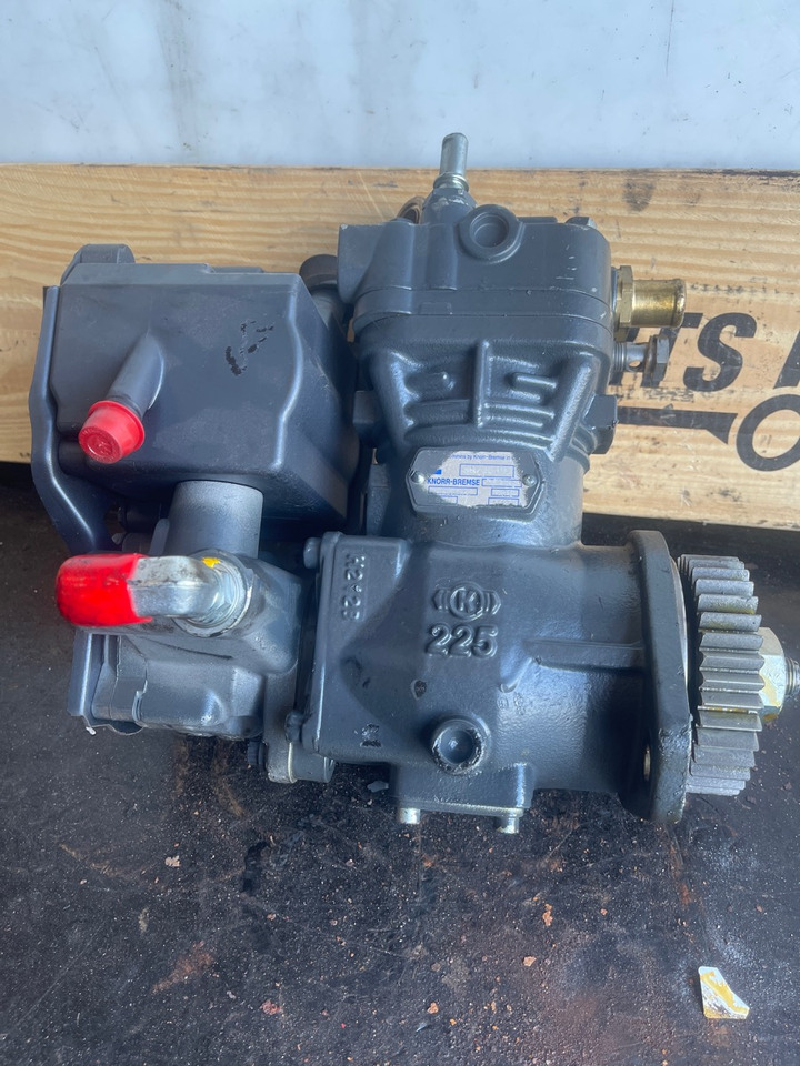 DAF COMPRESSOR 1409441 - מנוע וחלקים עבור משאית: תמונה 1 DAF COMPRESSOR 1409441 - מנוע וחלקים עבור משאית: תמונה 1