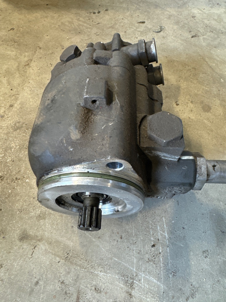DAF SERVO PUMP 2042155 - מנוע וחלקים עבור משאית: תמונה 2 DAF SERVO PUMP 2042155 - מנוע וחלקים עבור משאית: תמונה 2