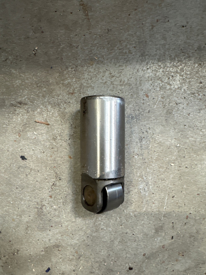 DAF VALVE TAPPET 1645642 - מנוע וחלקים עבור משאית: תמונה 1 DAF VALVE TAPPET 1645642 - מנוע וחלקים עבור משאית: תמונה 1