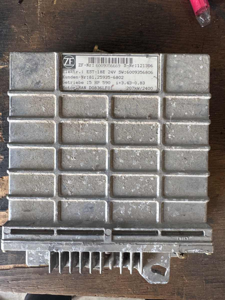 MAN ECU EST 81.25935-6802 - מערכת חשמל עבור משאית: תמונה 1 MAN ECU EST 81.25935-6802 - מערכת חשמל עבור משאית: תמונה 1