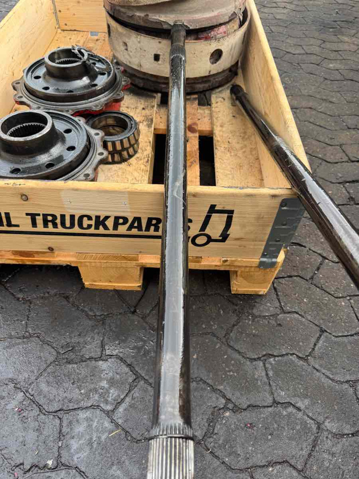 MAN HALF SHAFT 81.35502-0099 - גל הנעה עבור משאית: תמונה 2 MAN HALF SHAFT 81.35502-0099 - גל הנעה עבור משאית: תמונה 2