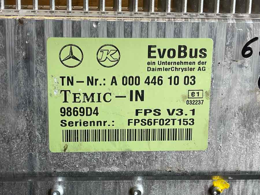 MERCEDES ECU TEMIC A0004461003 - ECU עבור אוטובוס: תמונה 3 MERCEDES ECU TEMIC A0004461003 - ECU עבור אוטובוס: תמונה 3
