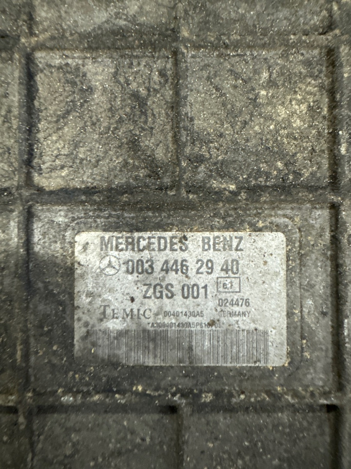 MERCEDES ENGINE ECU A0034462940 - מערכת חשמל עבור משאית: תמונה 3 MERCEDES ENGINE ECU A0034462940 - מערכת חשמל עבור משאית: תמונה 3