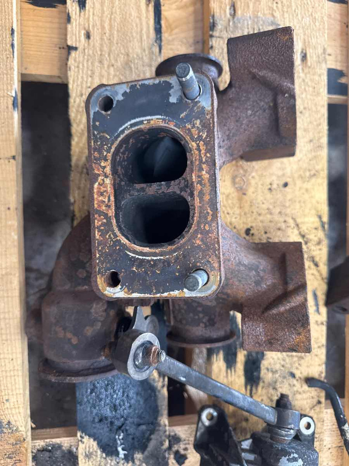 MERCEDES MANIFOLD A4711401614 - מנוע וחלקים עבור משאית: תמונה 1 MERCEDES MANIFOLD A4711401614 - מנוע וחלקים עבור משאית: תמונה 1