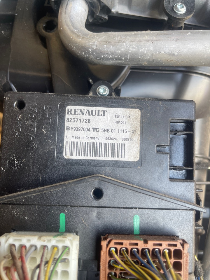 RENAULT KLIMA / AC UNIT 7484515288 - תא ופנים הרכב עבור משאית: תמונה 3 RENAULT KLIMA / AC UNIT 7484515288 - תא ופנים הרכב עבור משאית: תמונה 3