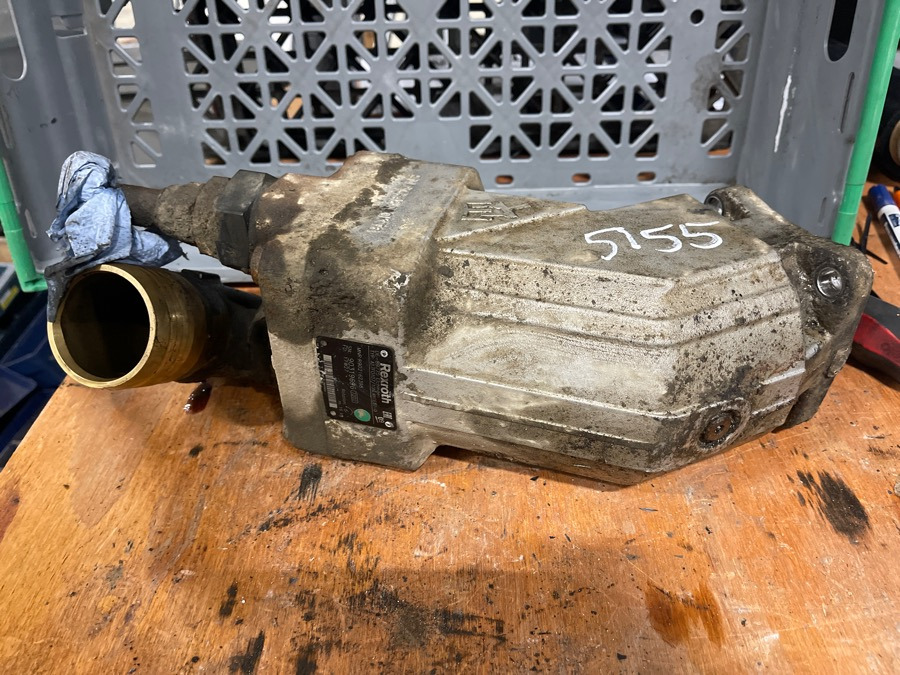 REXROTH HYDRAULIC PUMP 107 L - משאבה הידרולית עבור משאית: תמונה 1 REXROTH HYDRAULIC PUMP 107 L - משאבה הידרולית עבור משאית: תמונה 1