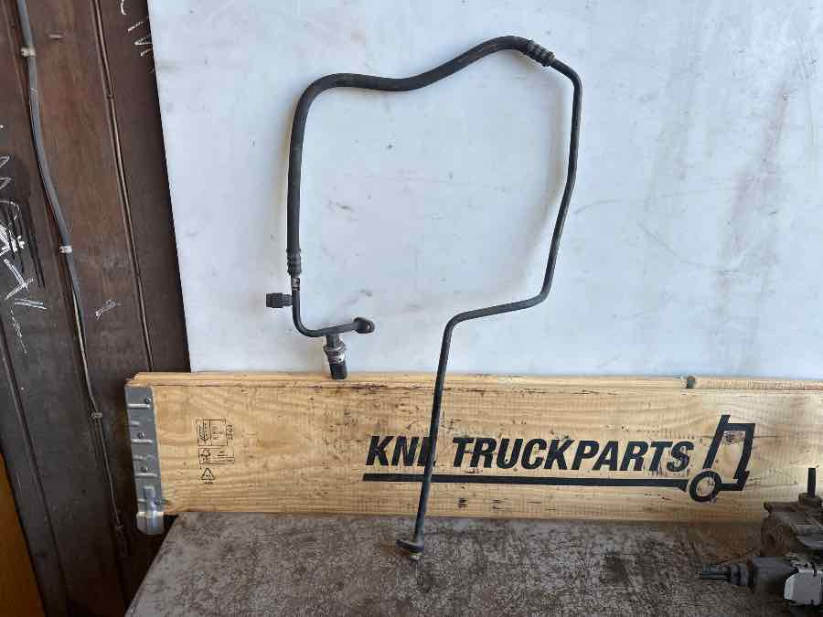 SCANIA A/C PIPE 2106901 + 1777165 - צינור כניסת אוויר עבור משאית: תמונה 1 SCANIA A/C PIPE 2106901 + 1777165 - צינור כניסת אוויר עבור משאית: תמונה 1