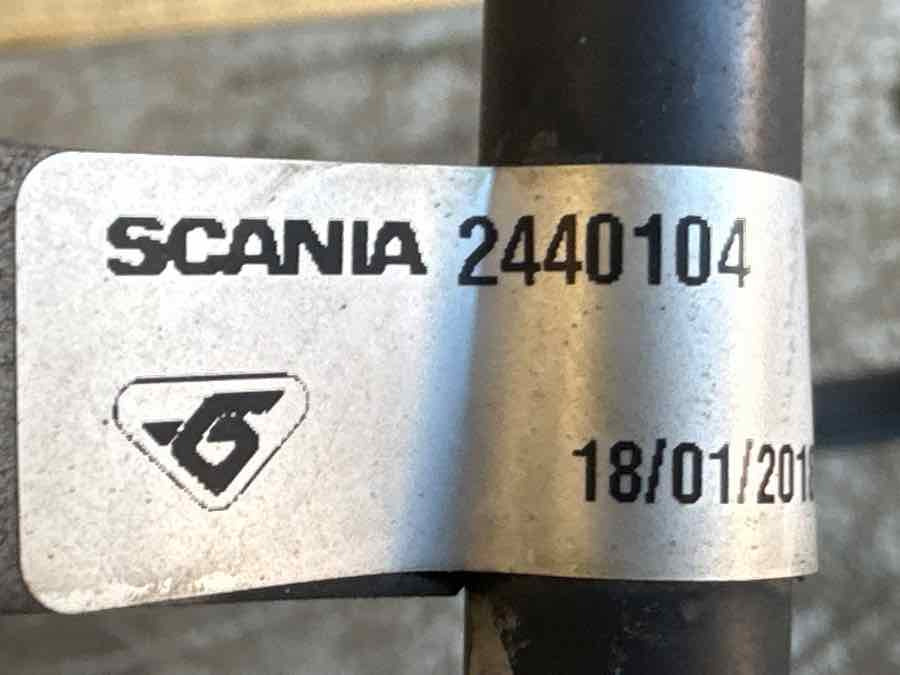 SCANIA A/C PIPE 2440104 - צינור כניסת אוויר עבור משאית: תמונה 2 SCANIA A/C PIPE 2440104 - צינור כניסת אוויר עבור משאית: תמונה 2