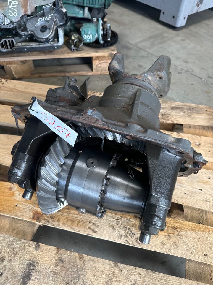 SCANIA DIFF RP735 - 3.52 // 2591605 - הילוך דיפרנציאלי עבור משאית: תמונה 1 SCANIA DIFF RP735 - 3.52 // 2591605 - הילוך דיפרנציאלי עבור משאית: תמונה 1