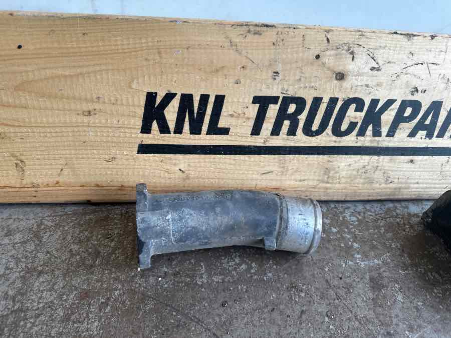 SCANIA FLANGE PIPE 1943692 - מערכת כניסת אוויר עבור משאית: תמונה 1 SCANIA FLANGE PIPE 1943692 - מערכת כניסת אוויר עבור משאית: תמונה 1