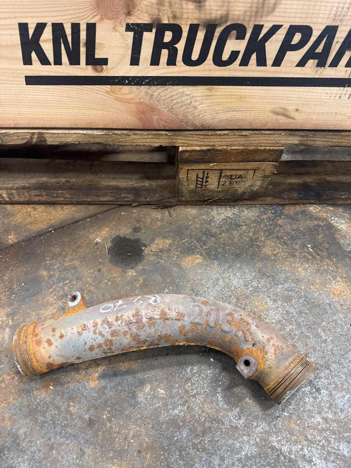 SCANIA MANIFOLD 1921203 - מנוע וחלקים עבור משאית: תמונה 1 SCANIA MANIFOLD 1921203 - מנוע וחלקים עבור משאית: תמונה 1