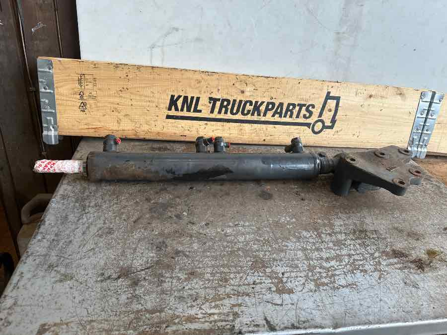 SCANIA STEERING CYLUNDER 1394441 - היגוי עבור משאית: תמונה 1 SCANIA STEERING CYLUNDER 1394441 - היגוי עבור משאית: תמונה 1