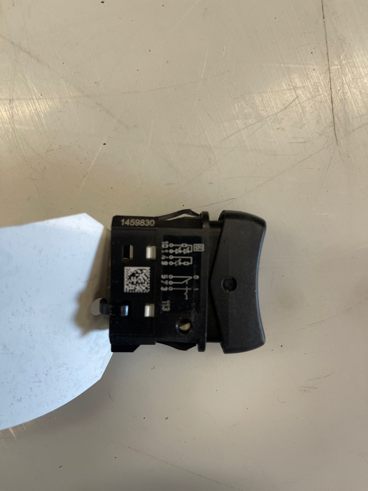SCANIA SWITCH 1459830 - תא ופנים הרכב עבור משאית: תמונה 1 SCANIA SWITCH 1459830 - תא ופנים הרכב עבור משאית: תמונה 1